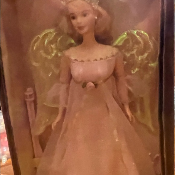 Collector Barbie’s - Picture 9 of 12